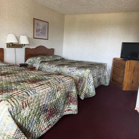 Gray Wolf Lodge เมนิสติค ภายนอก รูปภาพ